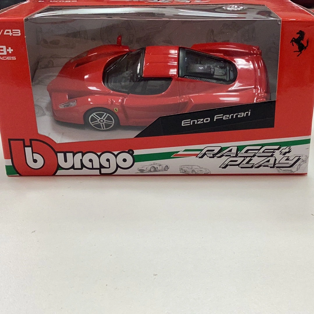 Luxurious 1:43 Bburago Ferrari Enzo – A True Icon of Speed!